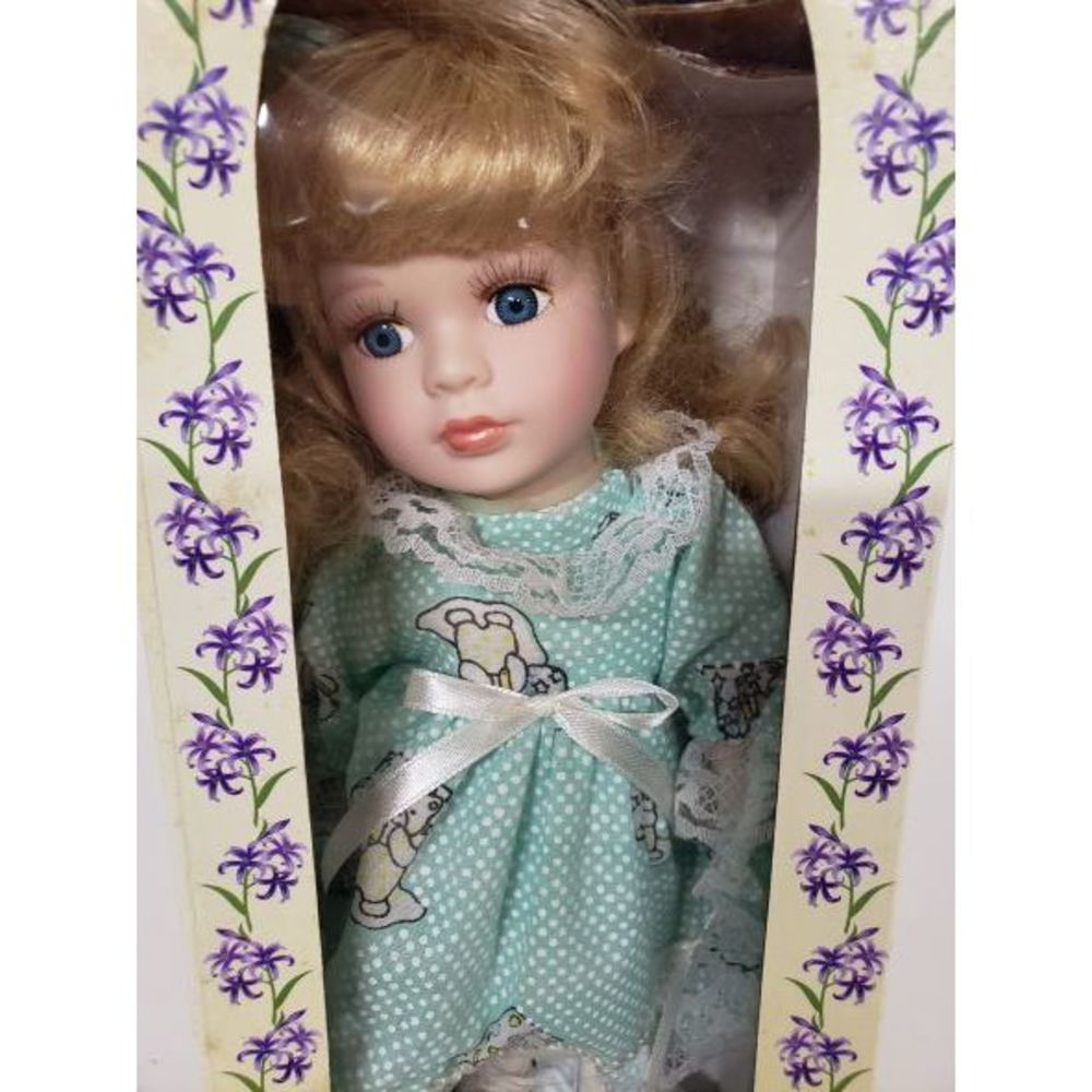 Vintage 1999 Collectible Memories Porcelain Doll 11" Mint Green Polka Dot Teddy